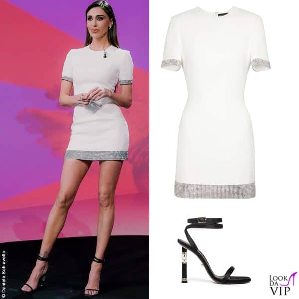 Seducente e chic in bianco alla nona puntata (lokk David Koma sandali Alevi)