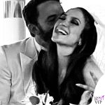 i dettagli dei look nuziali di jennifer lopez e ben affleck