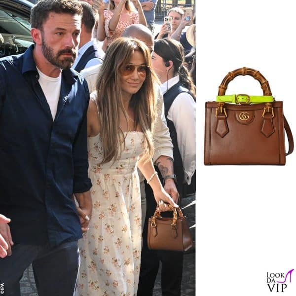 La Lopez ha indossato un abito di Reformation abbinato a una borsa Gucci 