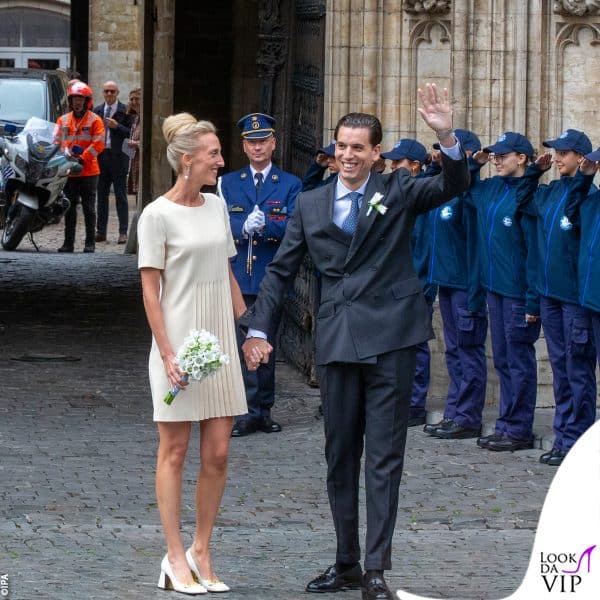 la cerimonia civile di Maria Laura del Belgio e William Isvy - la sposa ha indossato abito e scarpe Gucci 