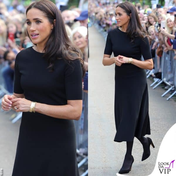 total black per Meghan, l'unico tocco estroso è il tacco tartarugato (scopri i dettagli sul profilo Instagram di @shoesdavip)