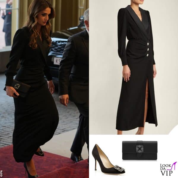 abito Alessandra Rich, clutch e pump Manolo Blahnik per Rania di Giordania 