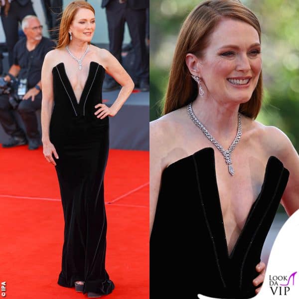 abito Giorgio Armani Privé e gioielli Cartier per Julianne Moore 