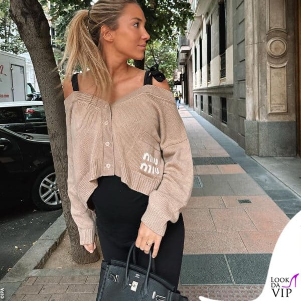 maglione Miu Miu e borsa Hermès 