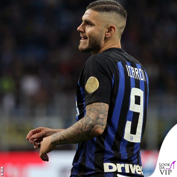 Mauro Icardi con il numero 9 nel 2019: allora militava nell'Inter