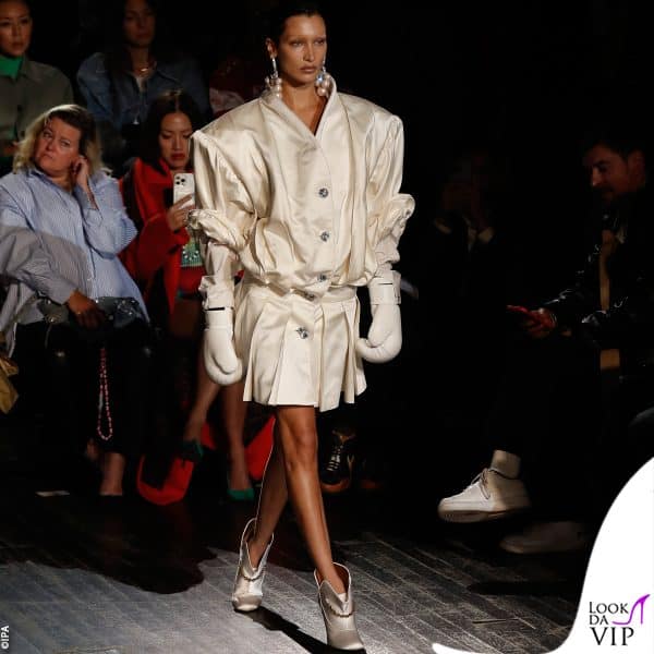 volume esagerato per Vivienne Westwood 