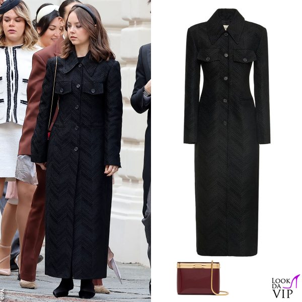 Alexandra di Hannover con cappotto e borsa Khaite 