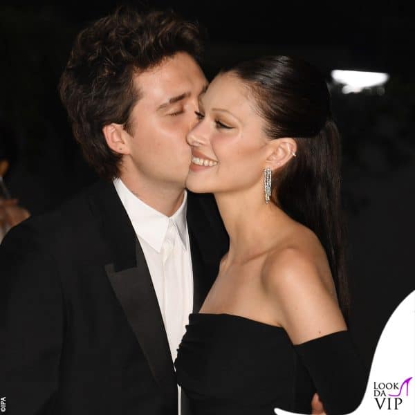 un bacio sul red carpet dell'Academy Museum Gala 