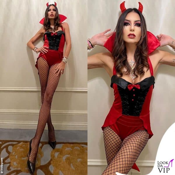 la Gregoraci in versione sexy vampira 