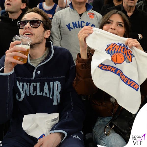 i due sono fan dei New York Knicks 