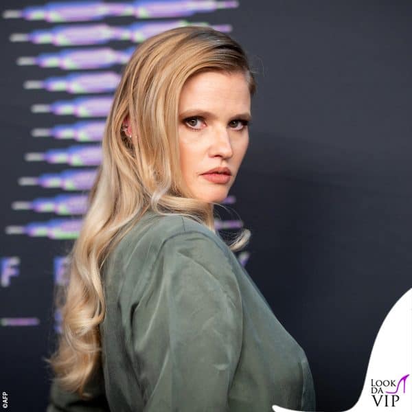 Lara Stone 