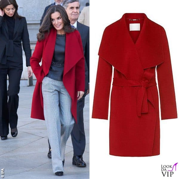 cappotto Hugo Boss, top Uterque, pantaloni Carolina Herrera 