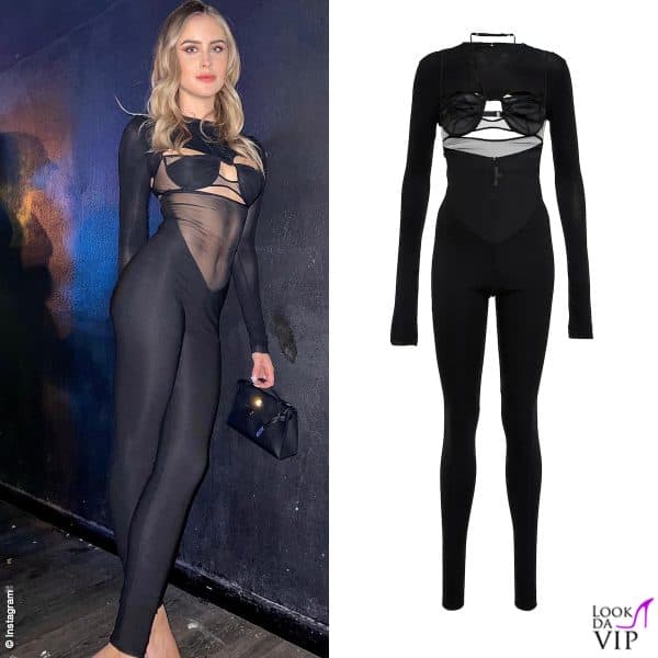 La catsuit Nensi Dojaka fascia le curve e intriga con il vedo non vedo