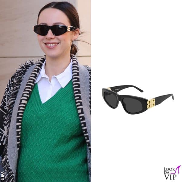Aurora Ramazzotti,  occhiali da sole Balenciaga (230 euro)