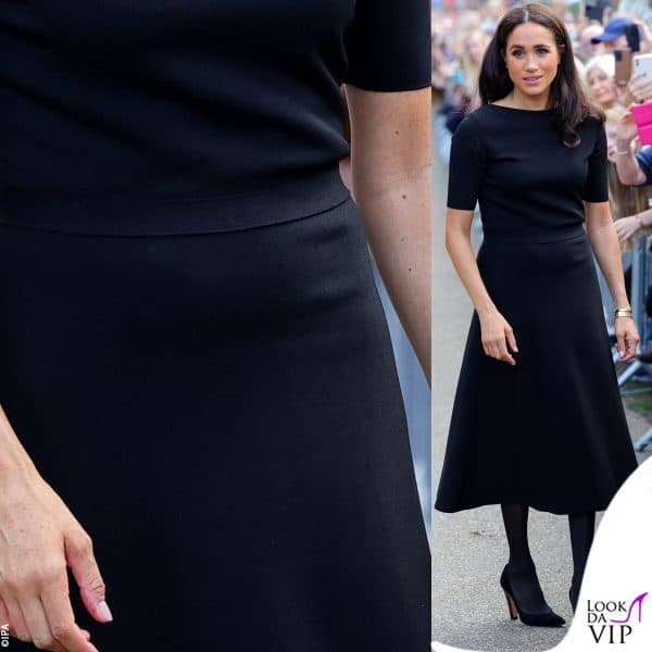 Ma il total black di Meghan nasconde un microfono? 