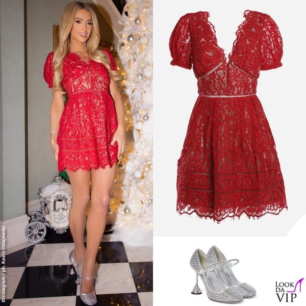 Paris Hilton con un abito Self Portrait e pump Miu Miu 