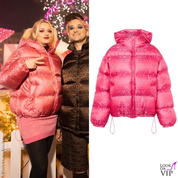 Veronica Lucchesi indossa un giubbotto Moschino