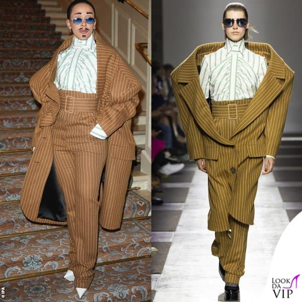 Ha indossato il power dress di Viktor&Rolf, un tailleur gessato marrone e camicia bianca a righe verdi