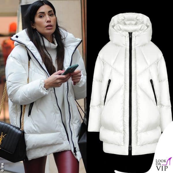 Federica Nargi con un piumino bianco Canadian (319 euro)