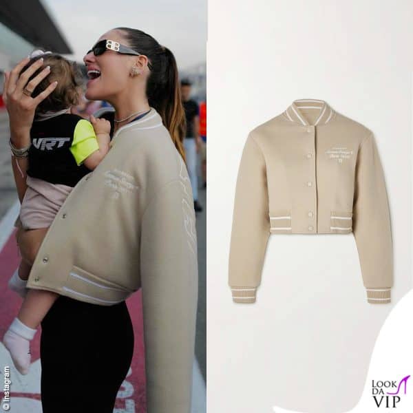 Francesca Sofia Novello a Dubai con occhiali Balenciaga e giubbotto Givenchy (1390 euro)