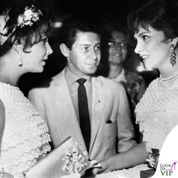 Gina Lollobrigida e Liz Taylor con lo stesso abito Christian Dior: è il 1961 