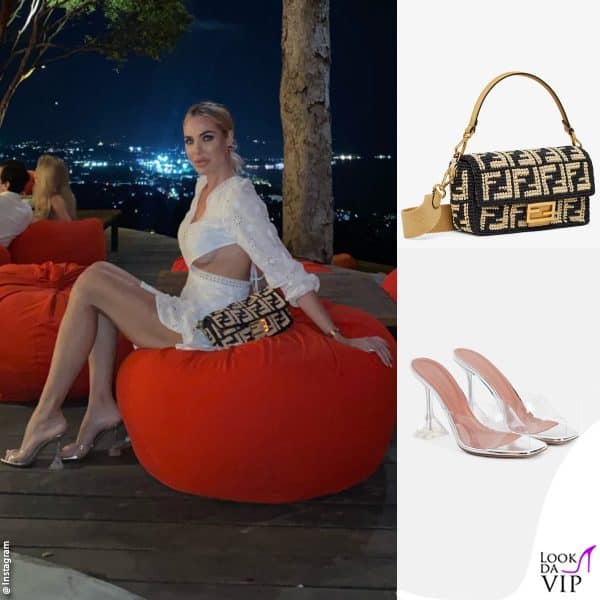 borsa Fendi (2.600 euro), sandali Amina Muaddi (520 euro)