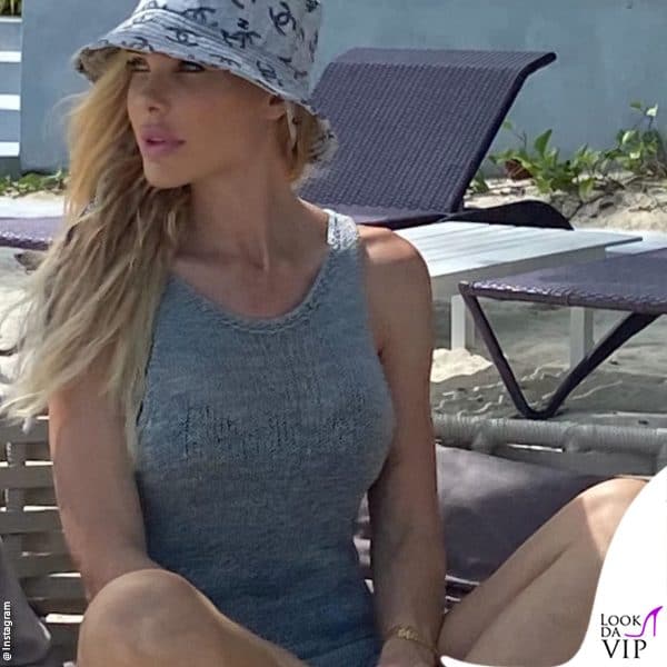 il look da mare è casual ma firmato 
