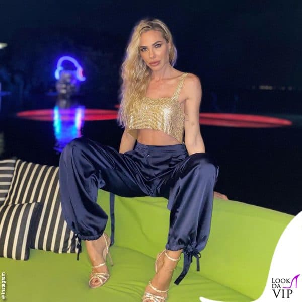 altra sera, altro look chic (top Orha Roma, 149 euro)