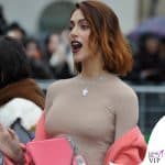 Miriam Leone in rosa alla sfilata Fendi a Parigi