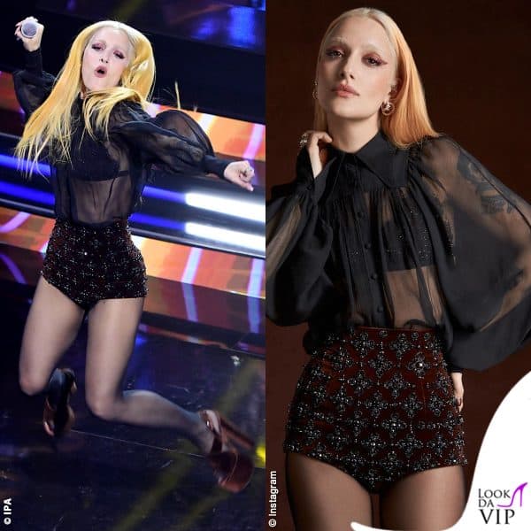 Levante in Etro con le culotte piene di croci 