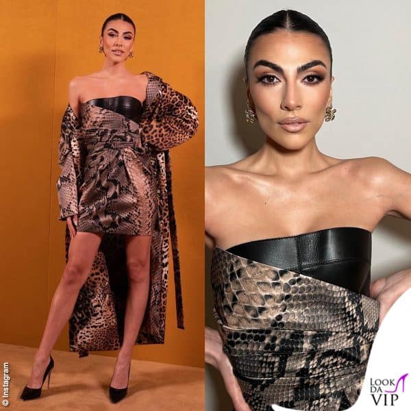 Giulia Salemi con un outfit pitonato Roberto Cavalli