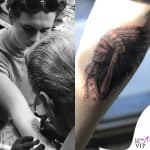i tatuaggi di Brooklyn Beckham: molti sono dedicati alla moglie Nicola Peltz