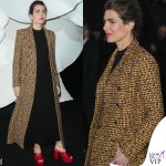 Charlotte Casiraghi con le platform rosse e la borsa poetica alla sfilata Chanel