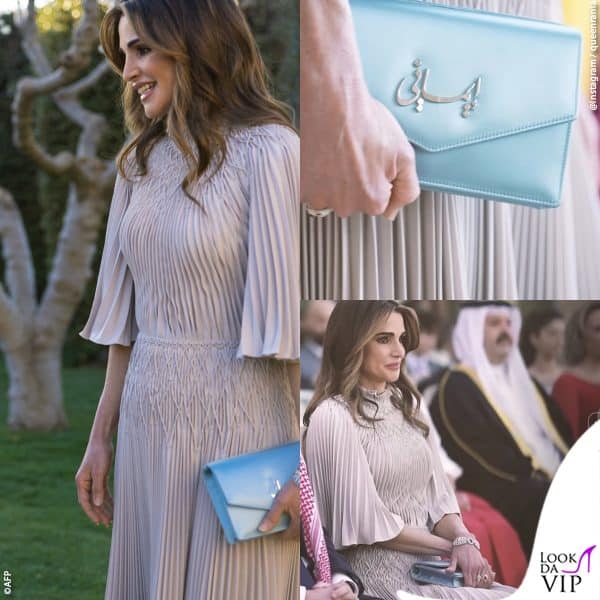 la clutch con la scritta "La mia Iman" è stata realizzata di Jennifer Chamandi