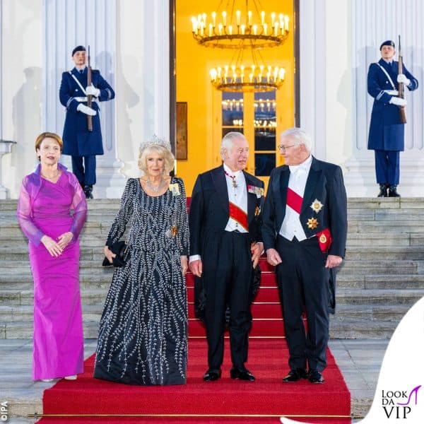 in posa con il presidente tedesco Frank-Walter Steinmeier e la moglie Elke 