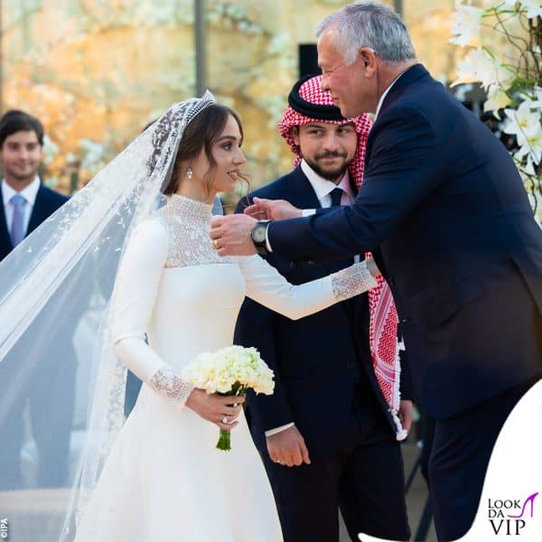 re Abdullah accoglie la figlia 
