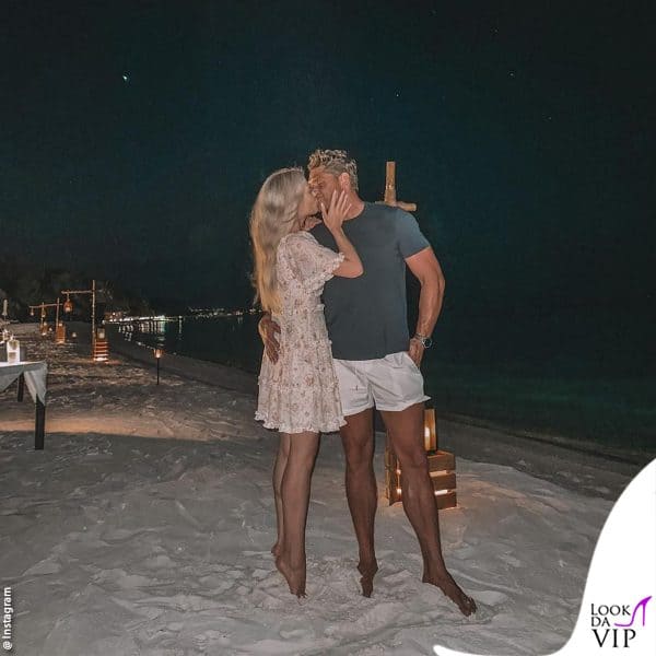 un bacio nella notte maldiviana 
