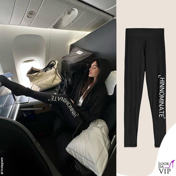 in aereo Cecilia si è cambiata (leggings Hinnominate)