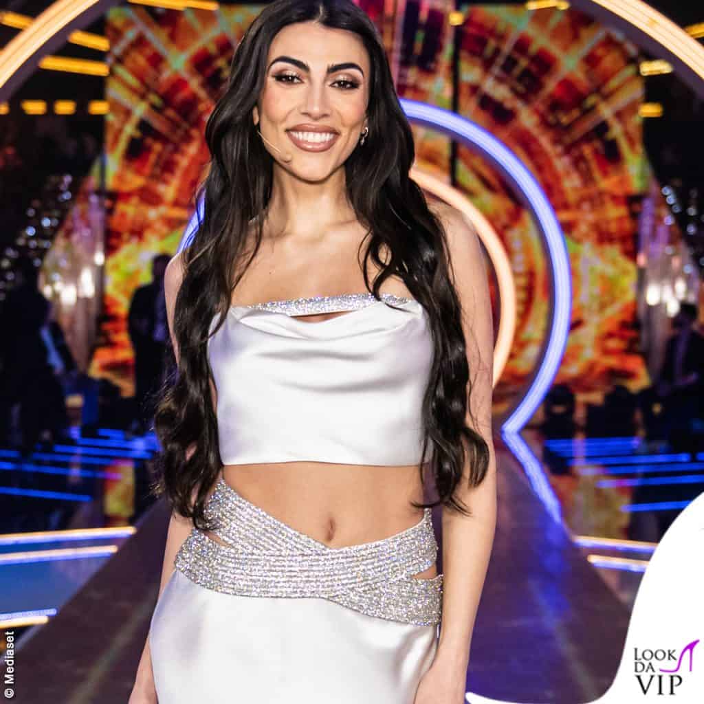 Giulia Salemi GFVip 45 puntata finale outfit Nue