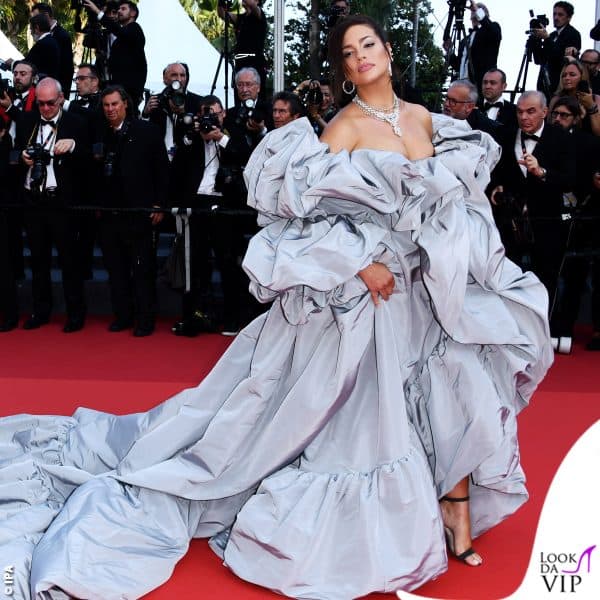 abito Dolce&Gabbana e gioielli Chopard per Ashley Graham 