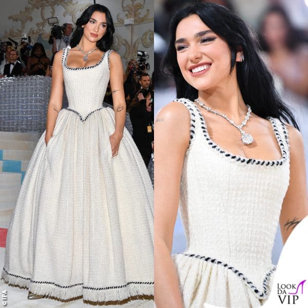 Dua Lipa con un abito di Chanel Haute Couture del 1992