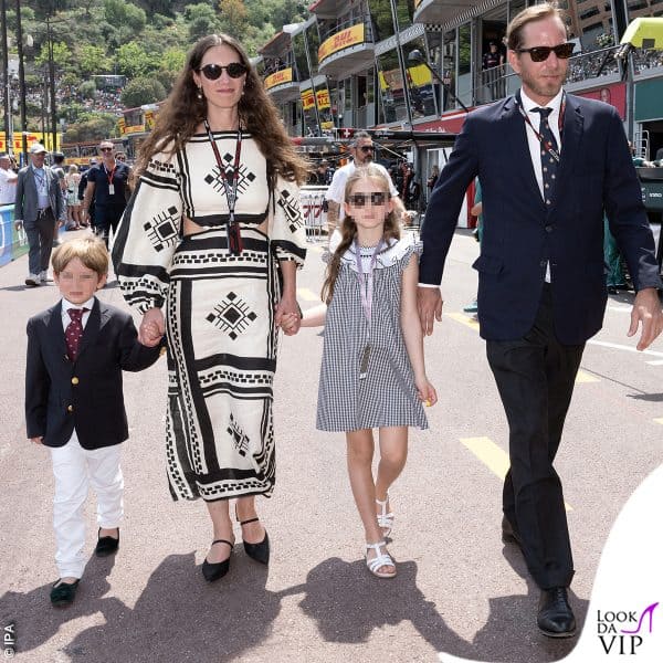 Tatiana Santo Domingo, Andrea Casiraghi e due dei loro tre figli 