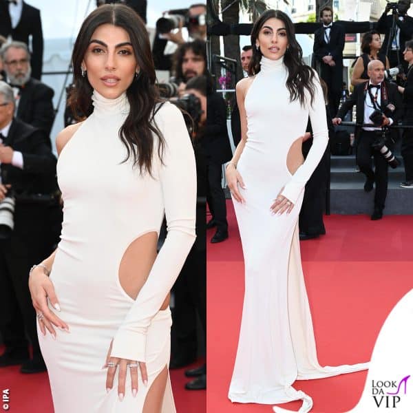 Giulia Salemi con un abito Alessandro Vigilante, gioielli Damiani, scarpe Gianvito Rossi 