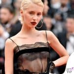 I look di Iris Law al Festival di Cannes