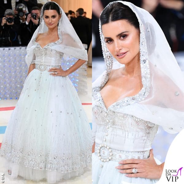 Chanel (collezione haute couture primavera-estate 1988) per Penelope Cruz