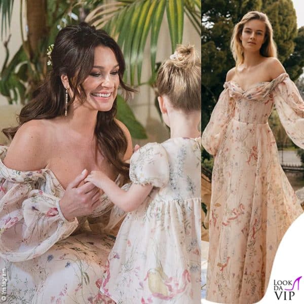 Si tratta di un abito da sposa Monique Lhuillier della collezione spring 2023