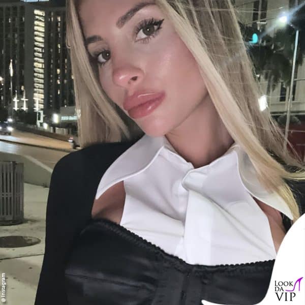 sensuale in bianco e nero 