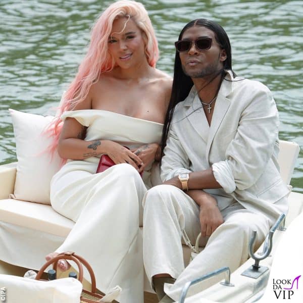 la cantante Karol G e l'ex stylist delle star Law Roach 