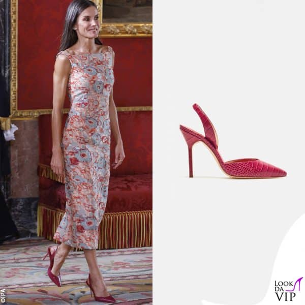abito Diego Estrada, pump Carolina Herrera 