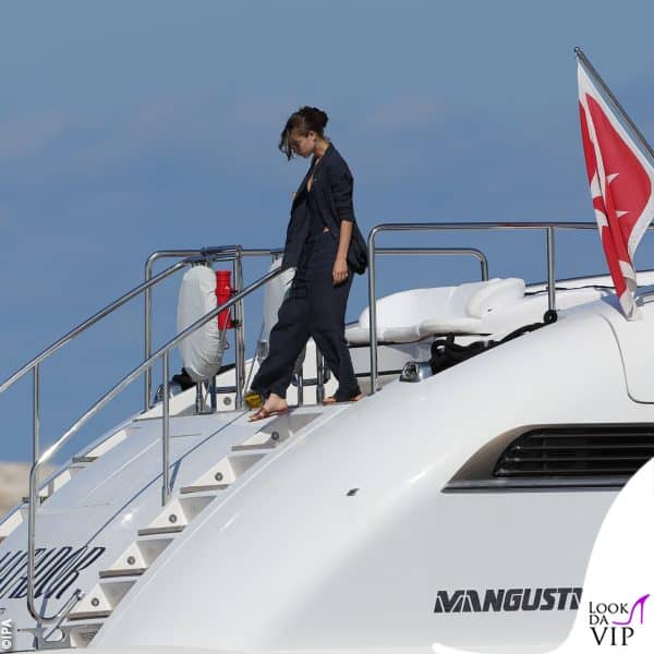 Meghan sullo yacht 